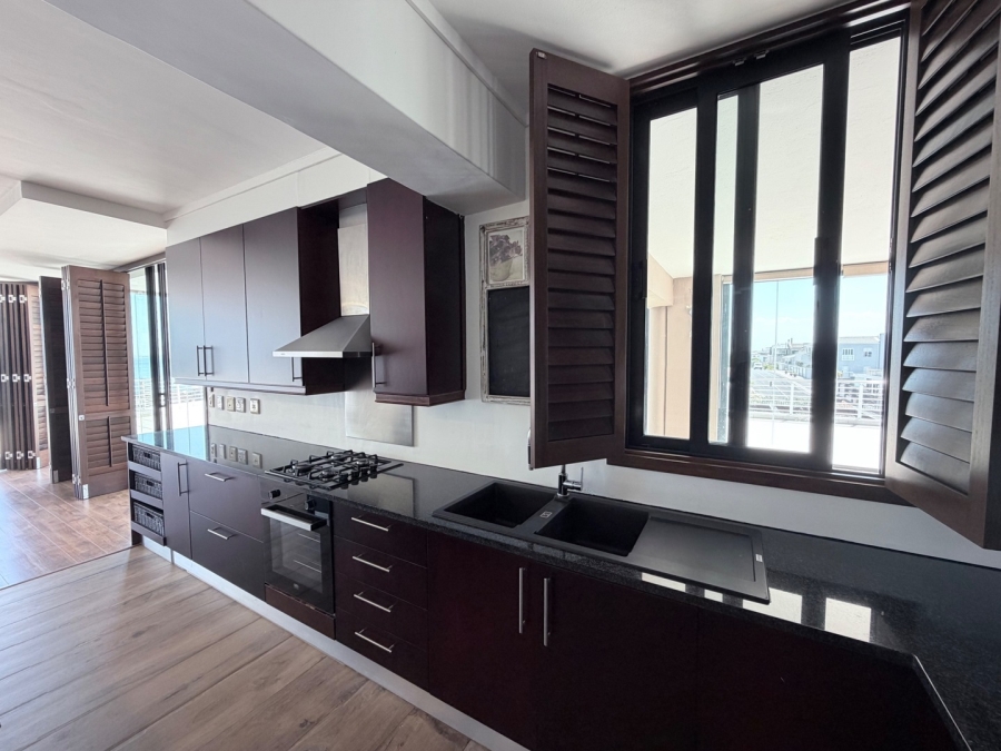 3 Bedroom Property for Sale in Bloubergstrand Western Cape